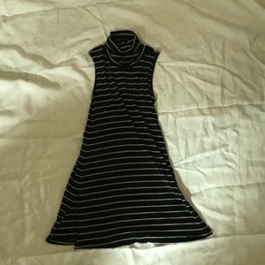 Ribbed mock turtleneck tunic